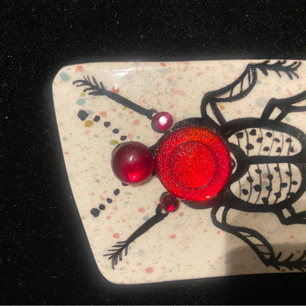 Jewelled ceramic spider brooch